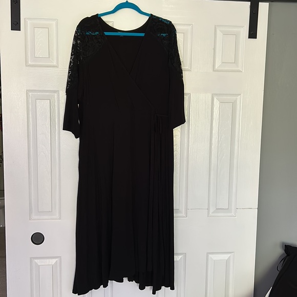 Torrid Midi Dress - Picture 1 of 7